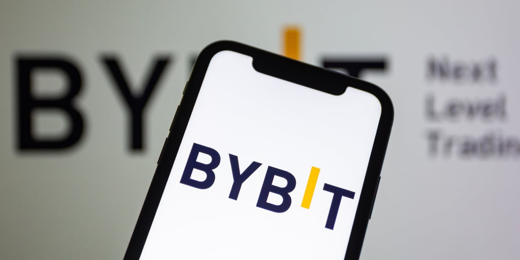 BYBIT, NFT 마켓플레이스 폐쇄 결정. 암호화폐 업계 NFT 시장 위축 지속. 주요 컬렉션 가격 급락.