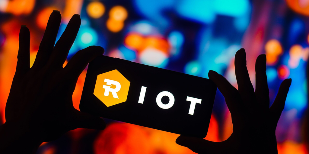 Riot Platforms, 1분기 매출은 예상 초과 but 순이익 급감. 비트코인 채굴 수익 100% 증가. 반감기 영향 속 채굴 시설 확장으로 대응.